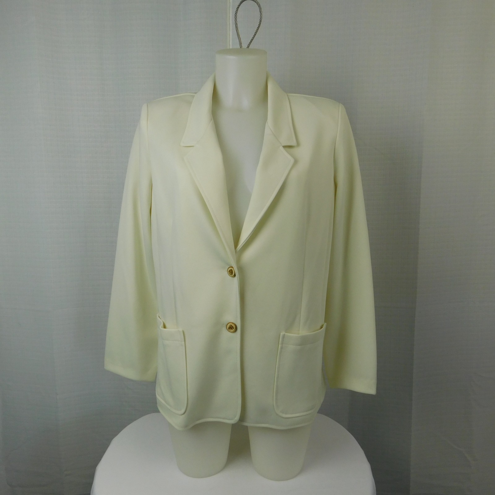 Cricket Lane Women’s Notch Collar 2 Button Blazer Jacket Cream 14 Career Office