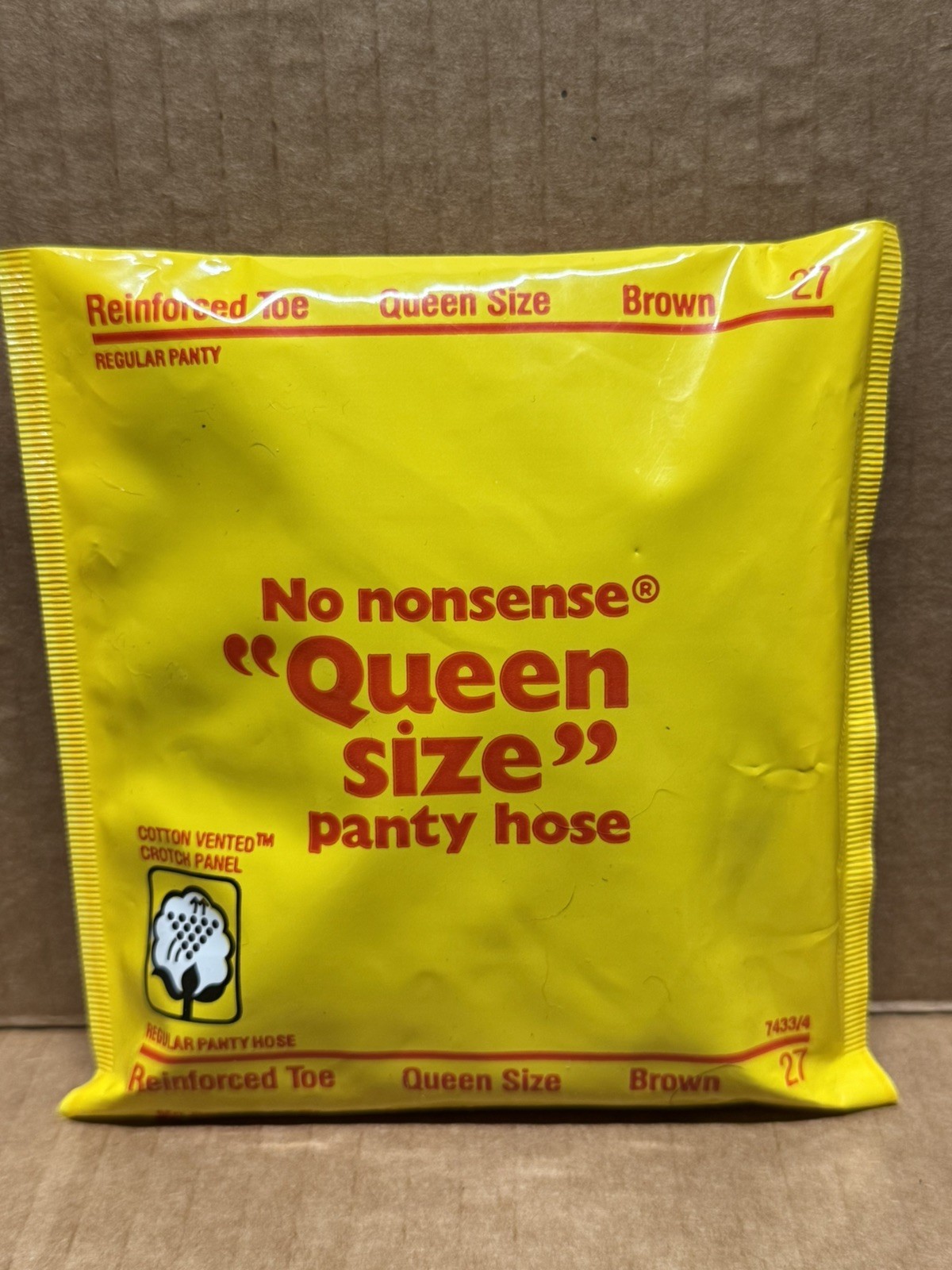 NOS 1980: #7433/4 No Nonsense Queen Size Panty Hose – Brown Reinforced Toe USA