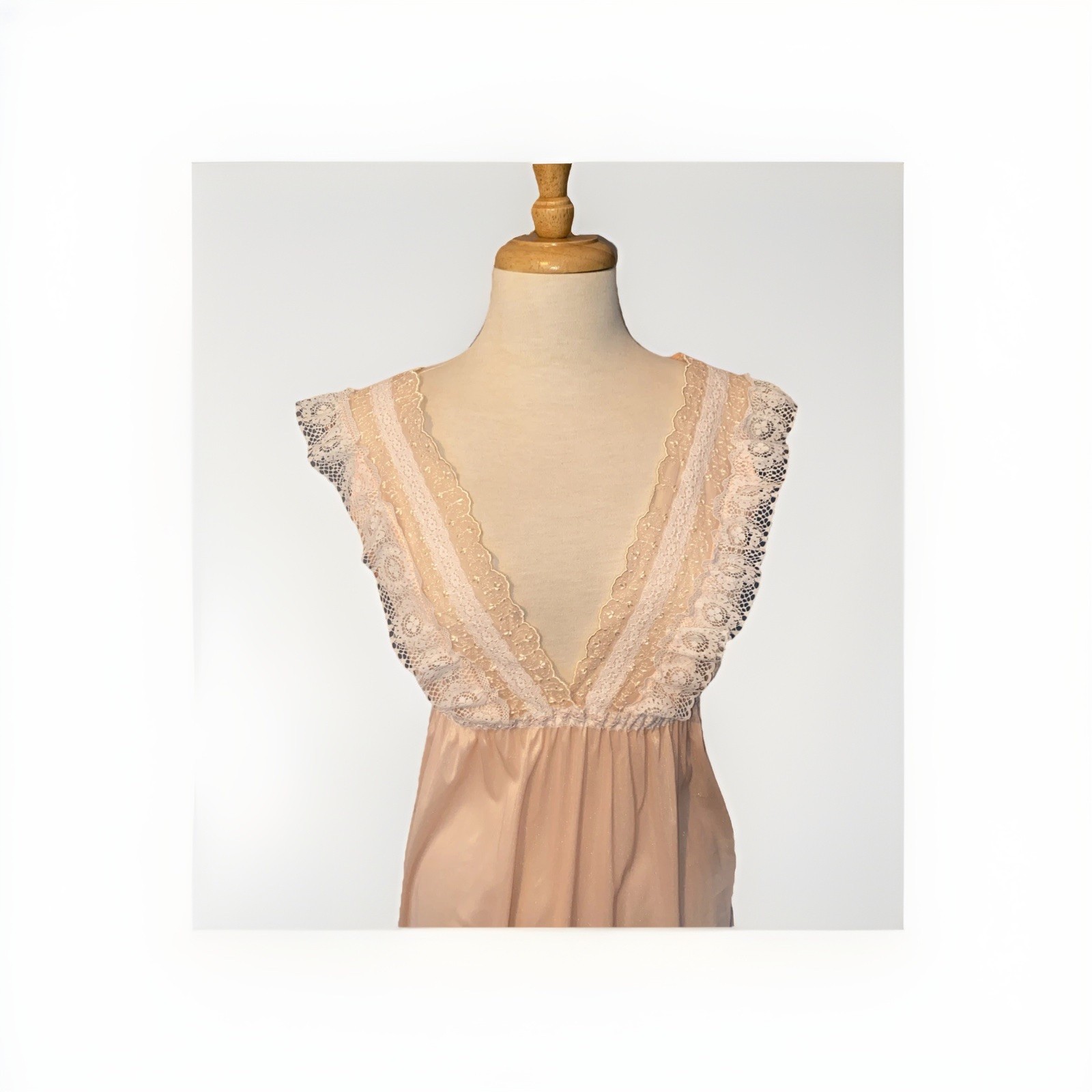 1960s Spotlight NY Nightgown Pink Lace Size Small