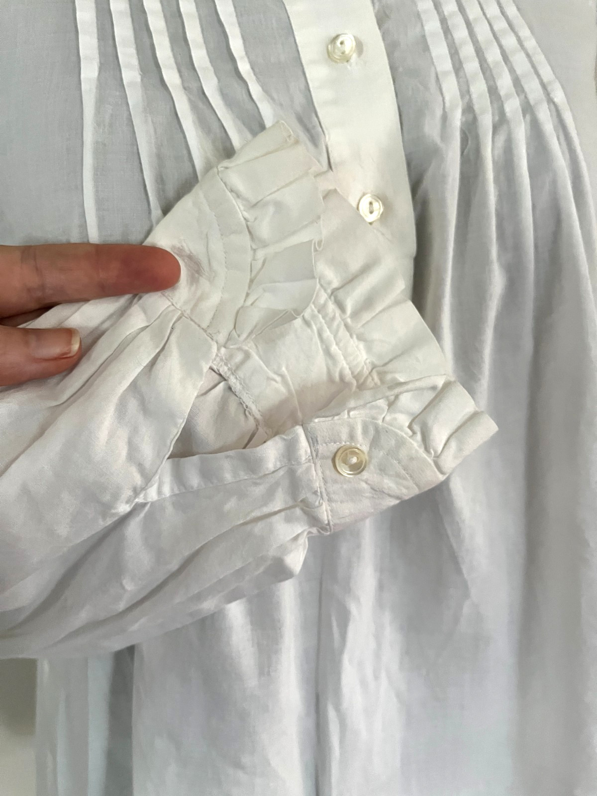 VTG Laura Ashley Sz S Irish Cotton Pintuck Ruffleneck Popover Blouse