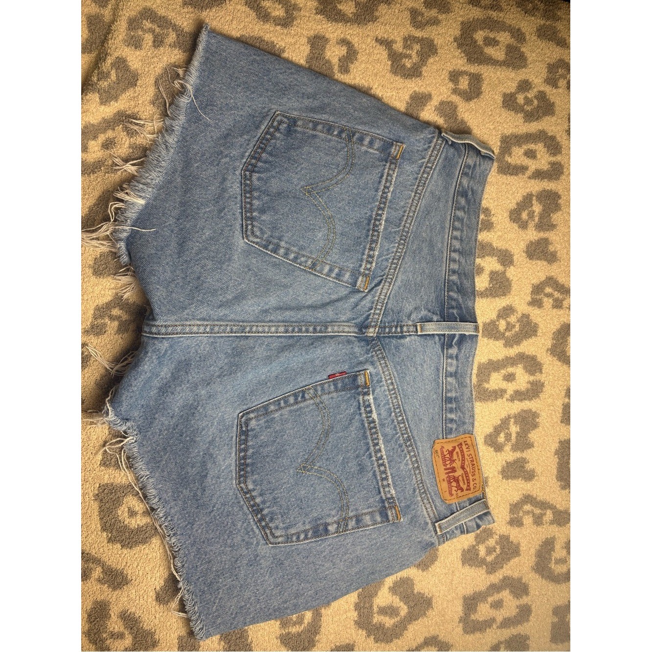 Levi’s 32W Light Blue Distressed Denim Shorts