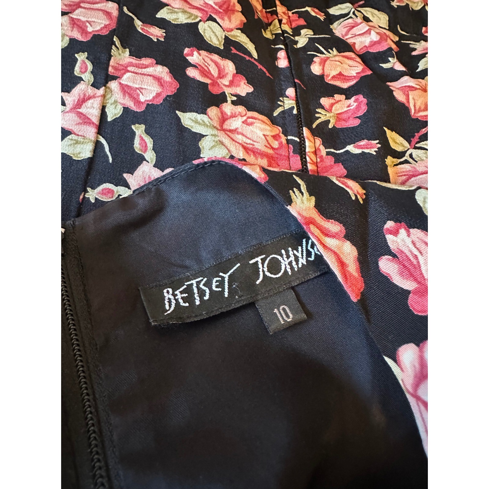 Betsey Johnson Vintage 90s Black Pink Rose Floral Shift Dress | Size 10