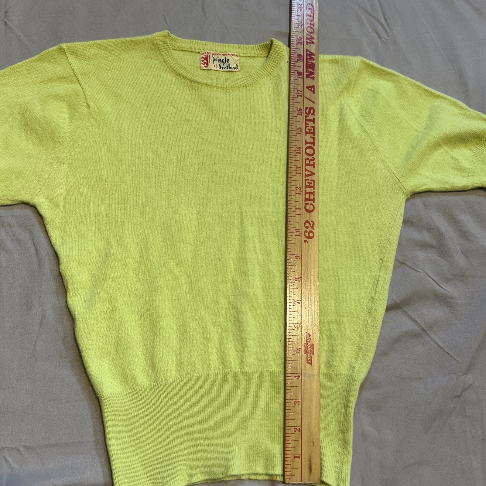 Vintage Pringle Of Scotland Bright Yellow Cashmere Sweater Woman’s Small