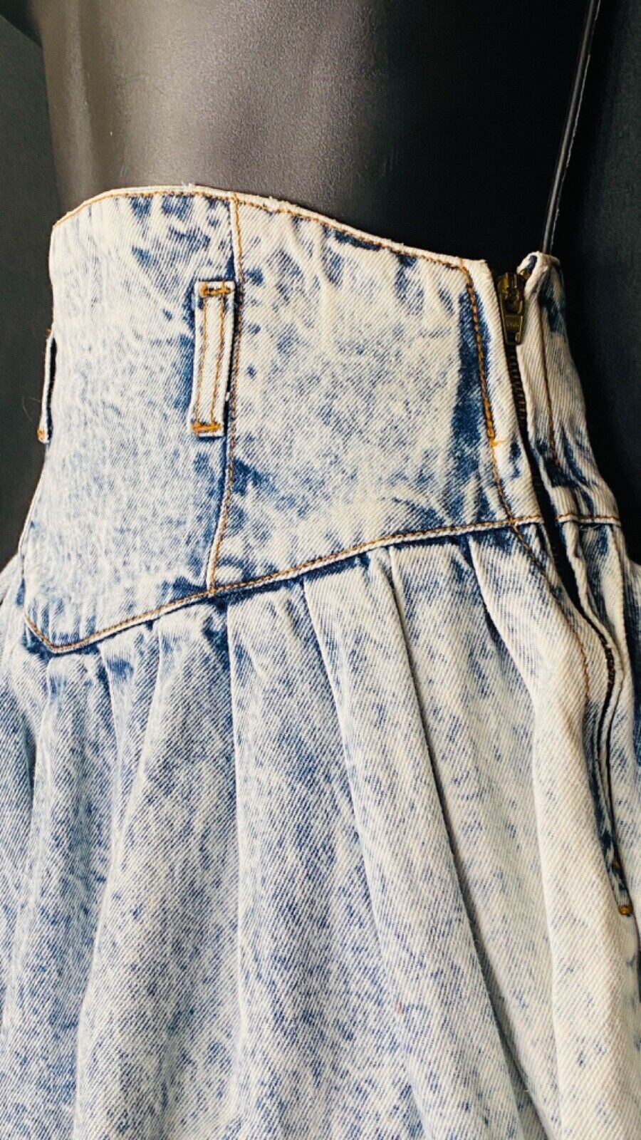 Vintage 1980s acid washed denim skirt, blue jean white mini high waist XS
