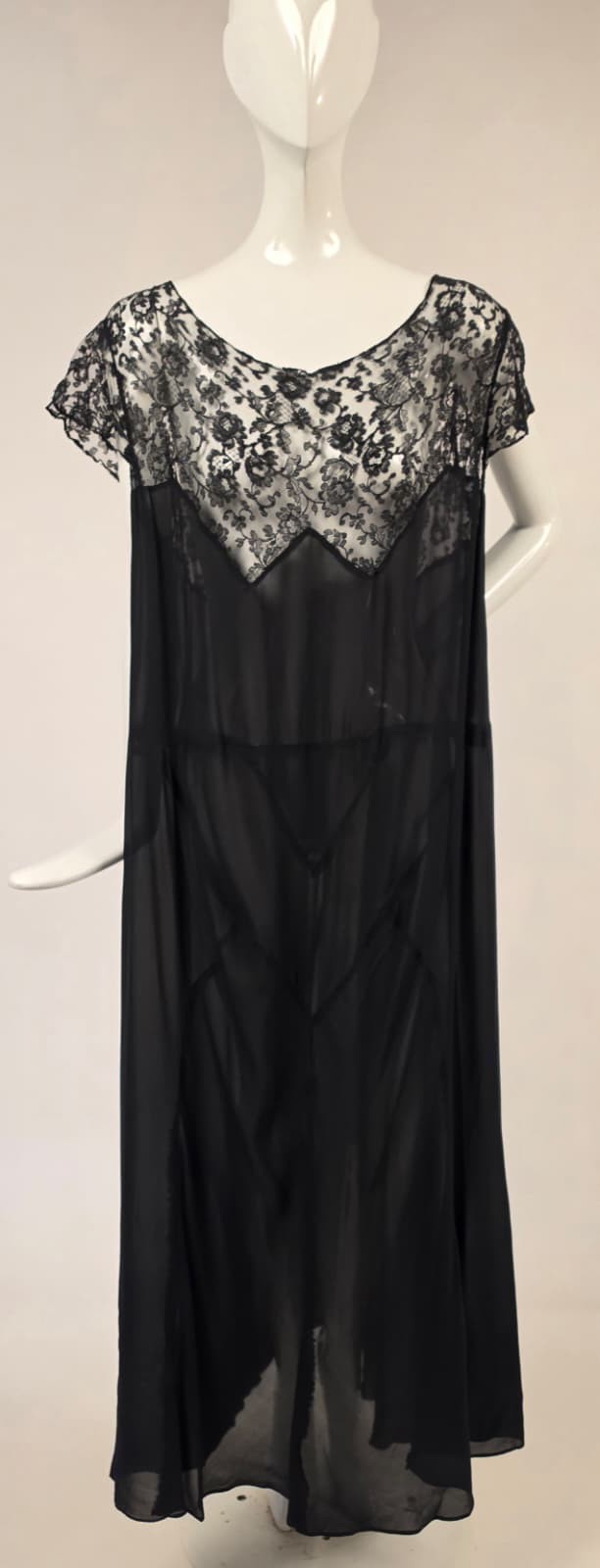 LATE 1920’S SHEER SILK CHIFFON + SILK LACE LONG DRESS W GREAT SEAM DETAIL