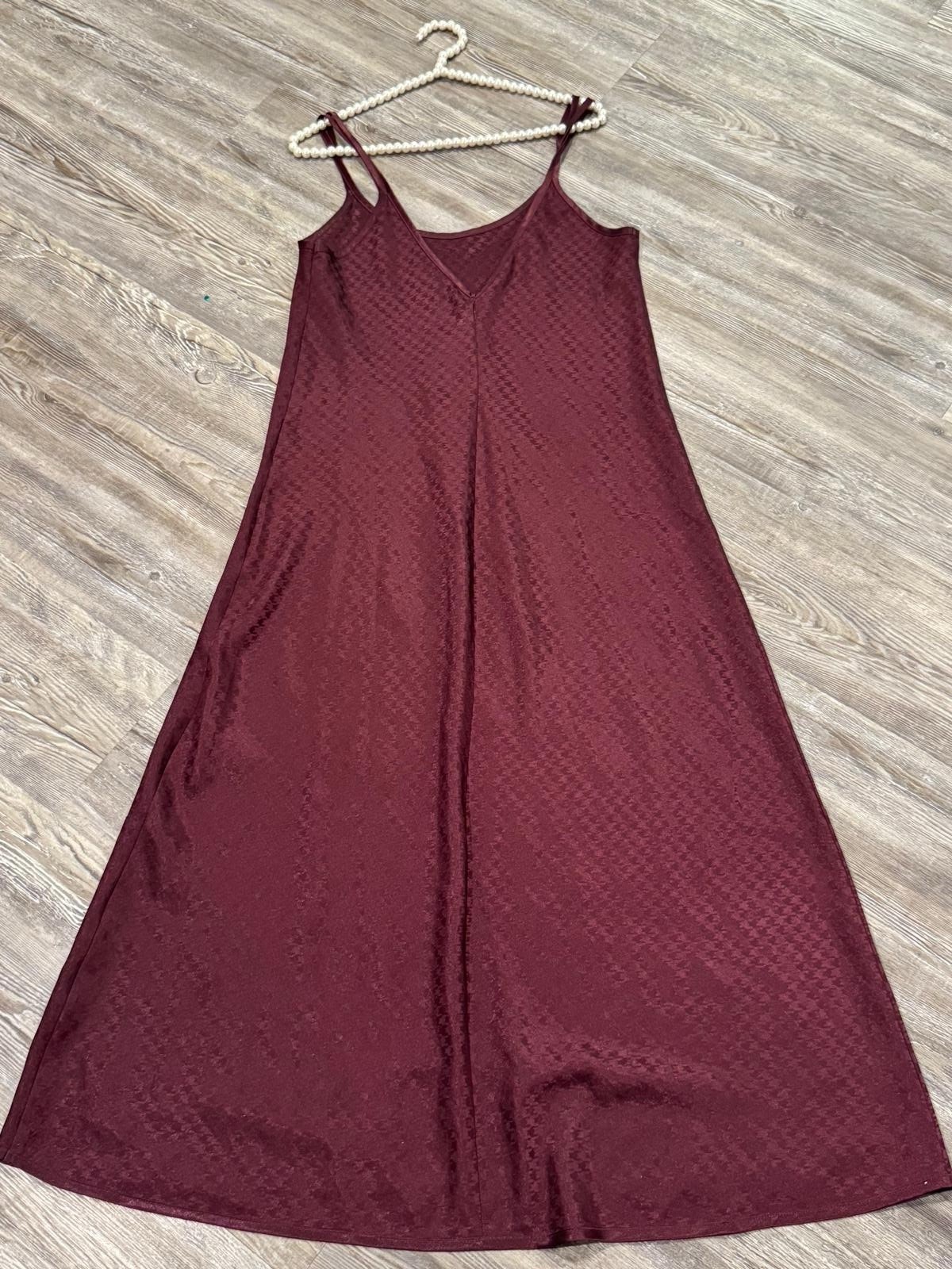 VTG 90s HALSTON Burgundy Textured Satin Double Spaghetti Strap Maxi Slip Dress L