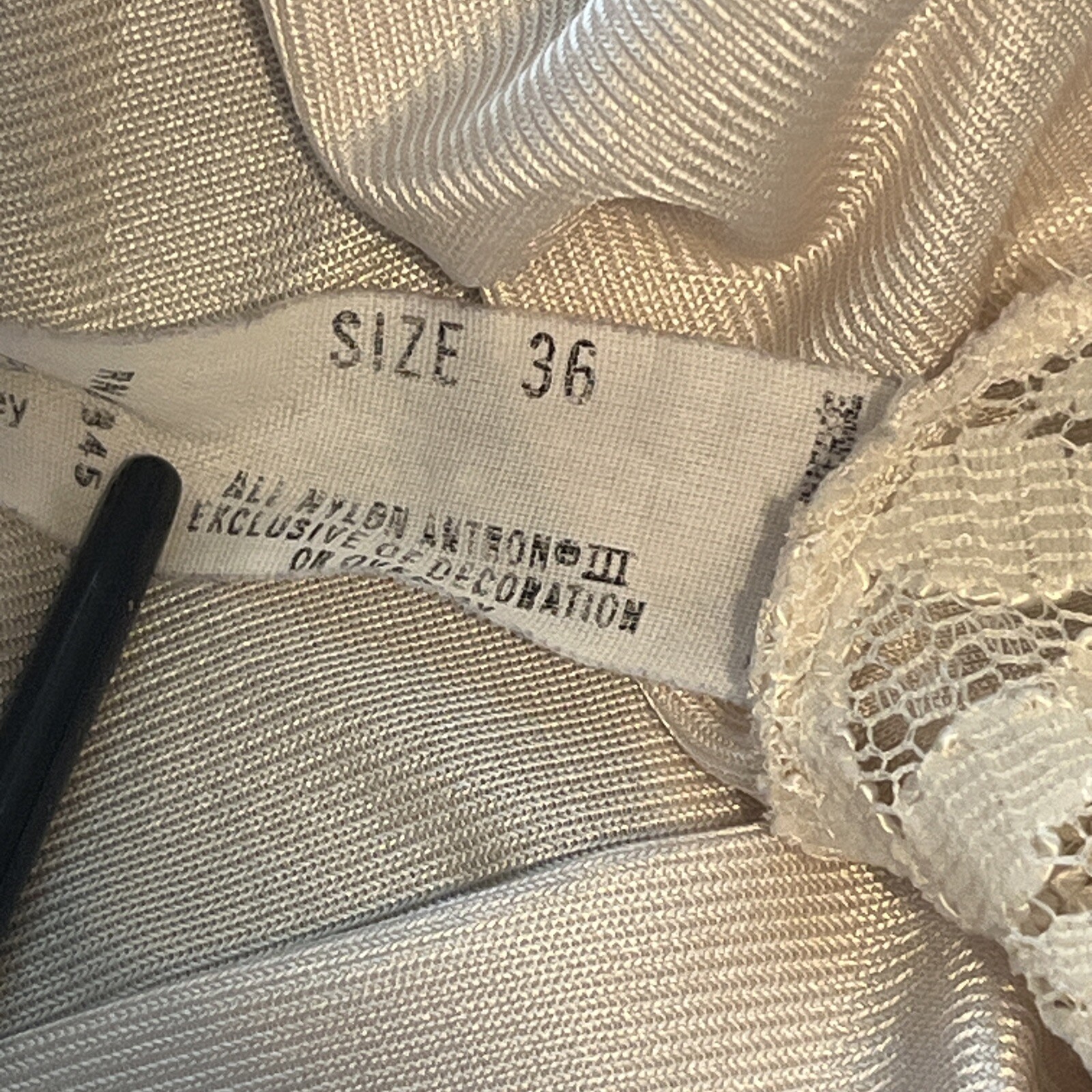 VTG 1960’s Retro Pale Pink Blush Lace Trim Nylon HALF SLIP LINGERIE USA Small