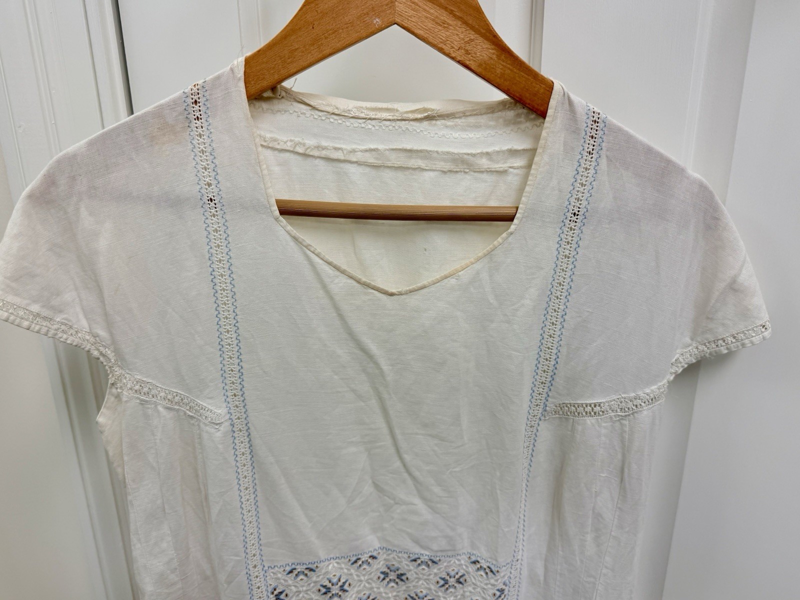 1920’s Antique Hand Embroidered Linen Chevron Lace Cottagecore Cream Lawn Dress