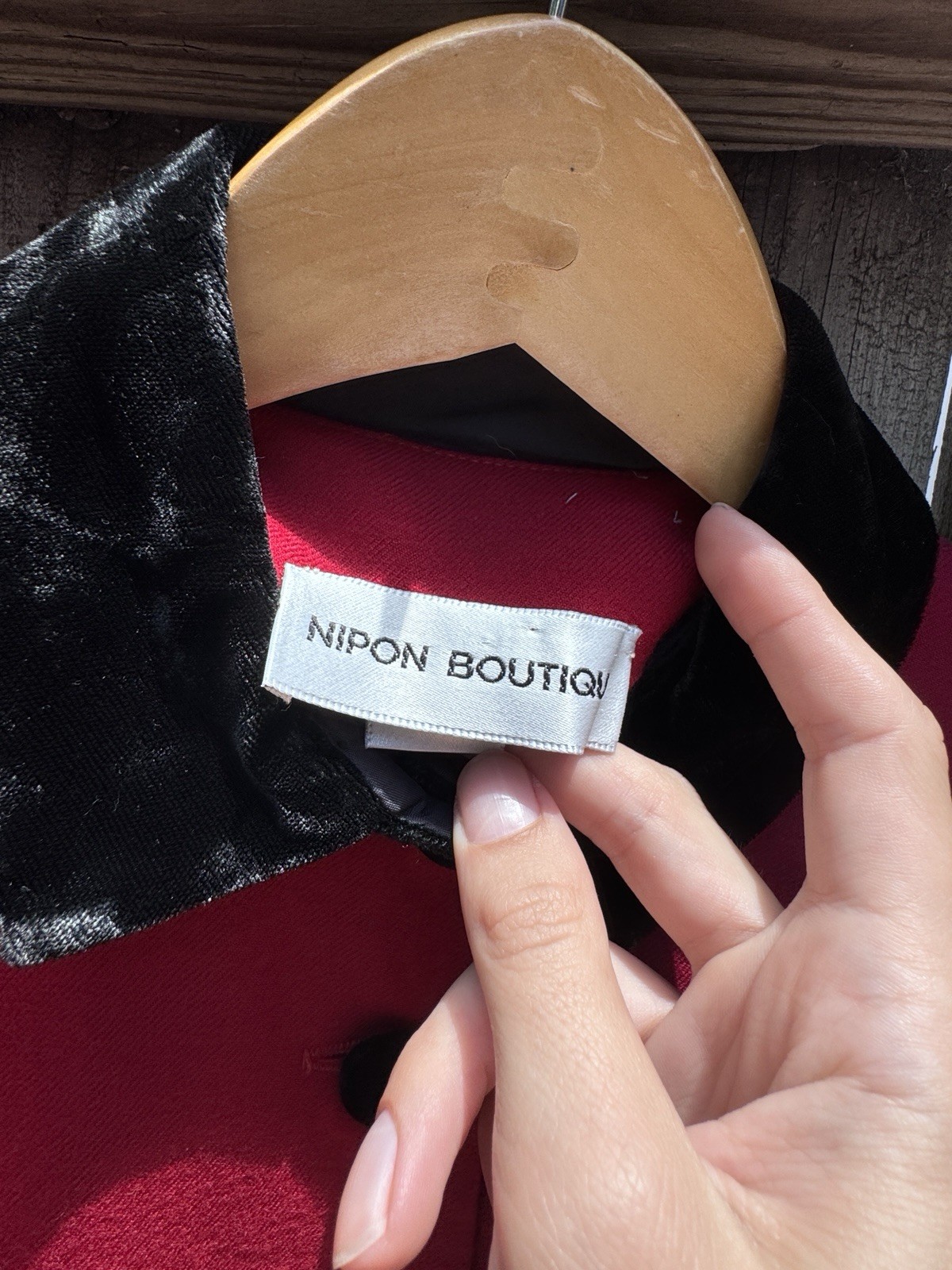 Red Wool Nipon Boutique Coat Black Velvet Trim Fitted Curves Size 4 Small