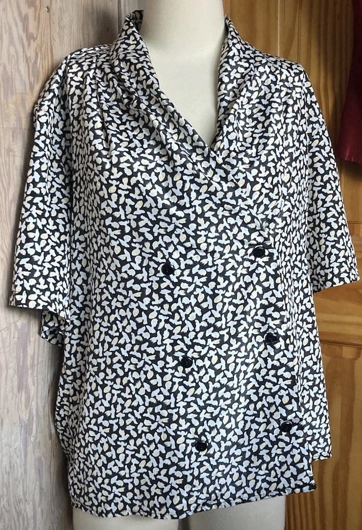 80s Vintage Stefanie Powers Double Breasted Shirt MOD Abstract Busts Print EUC