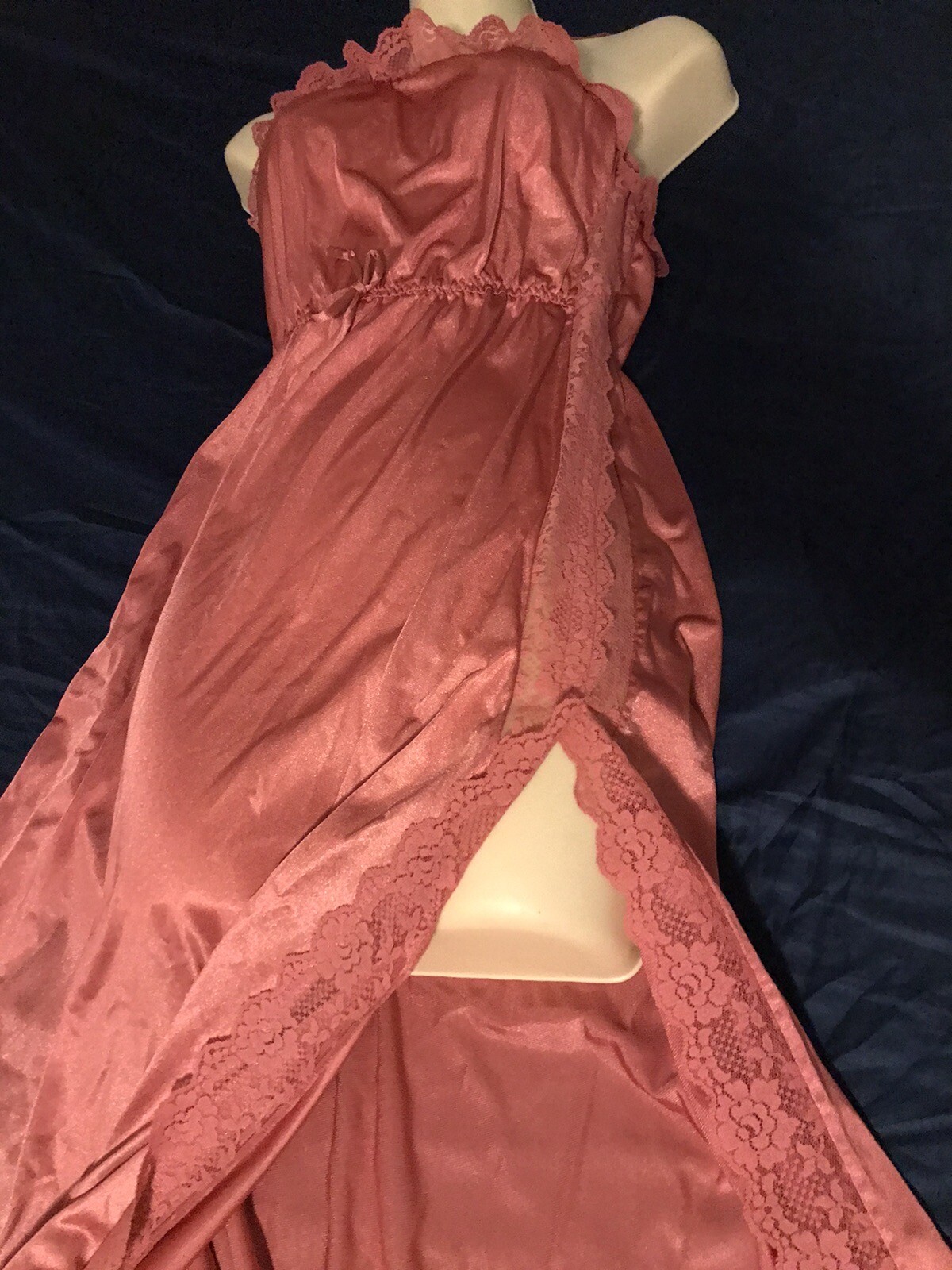 Vtg M Tall Lady Cameo Salmon Soft Nylon Nightgown Negligee Gown Lace