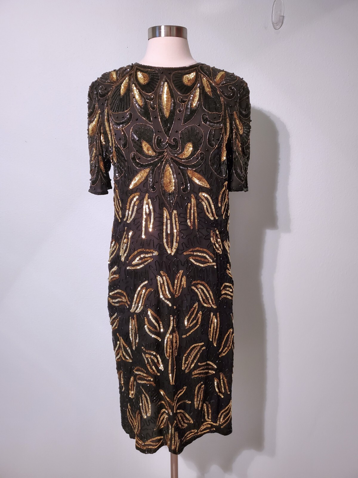 Vintage 1980s Night Vogue Black Gold 100% Silk Beaded Sequin Shealth Dress Sz M