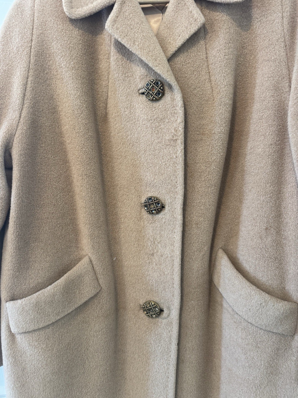 Vintage 1940s Camel Hair Coat | 100% Pure Camel Hair | Authentic | Silk Lining