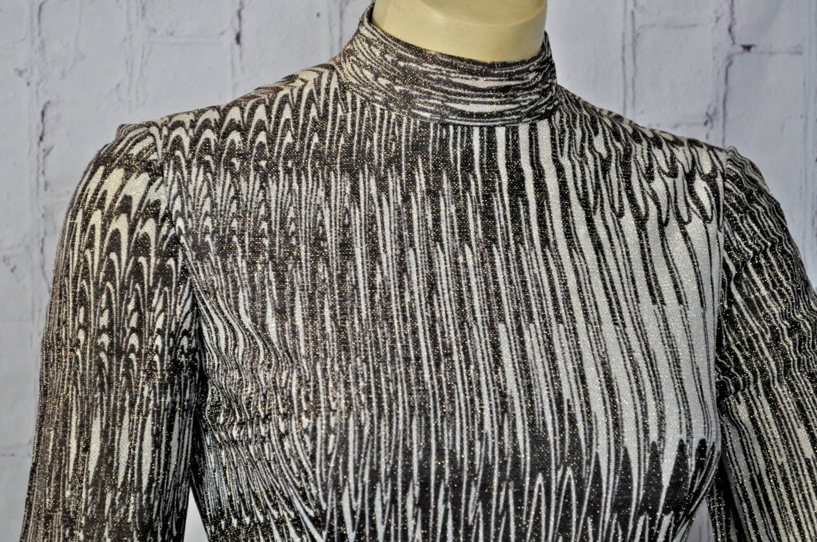 Vintage Mollie Parnis Boutique metallic Long Sleeve Dress Size S black gold