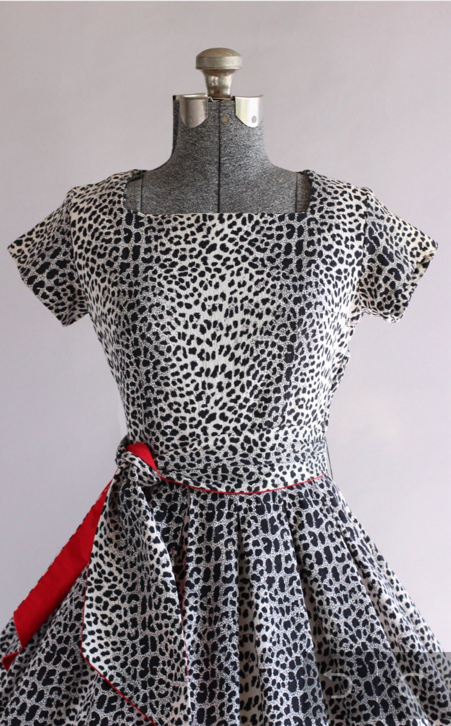 Vintage 1950s Peggy Page Cheetah Print Dress w/ Original Waist Tie S