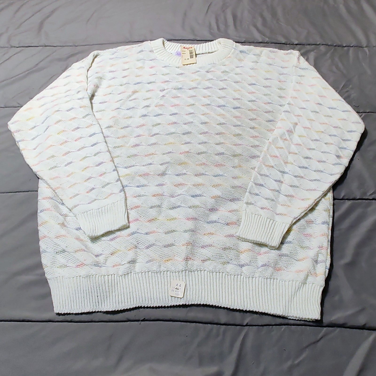 Arielle Vintage 80’s NOS Woman’s Pastel Sweater Size 44 (XL)