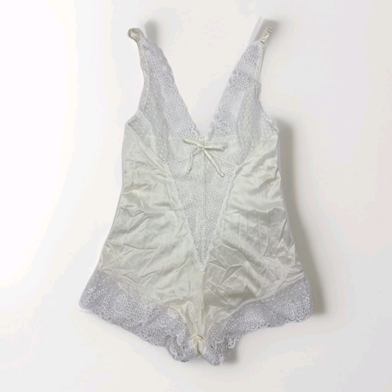 Vintage Formfit Rogers Off White Nylon Lace Teddy Size 34 10-12 USA Snap Crotch