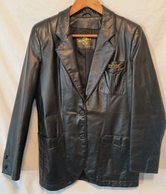 Vintage Etienne Aigner 100% Genuine Leather Size 8 Jacket Coat Black Hong Kong
