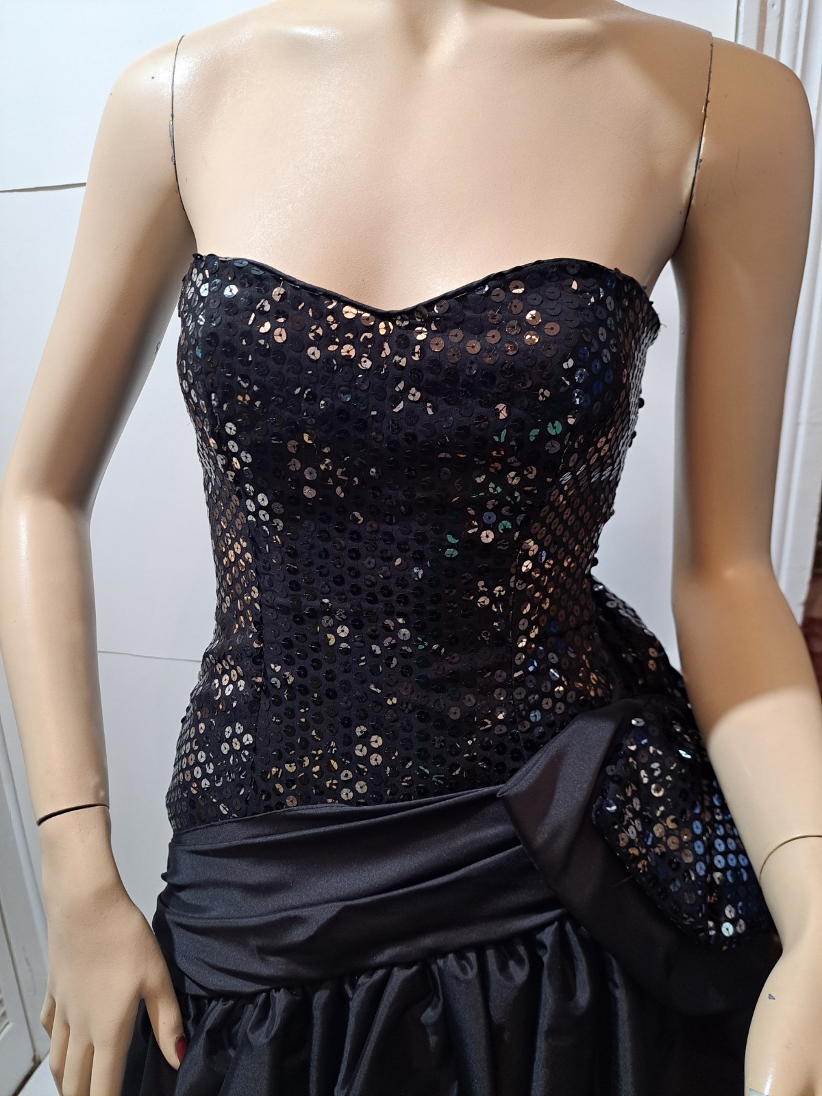 VTG 1980s Black SEQUINED BIG BOW Asymmetrical Hem Strapless PROM PARTY DRESS 5/6