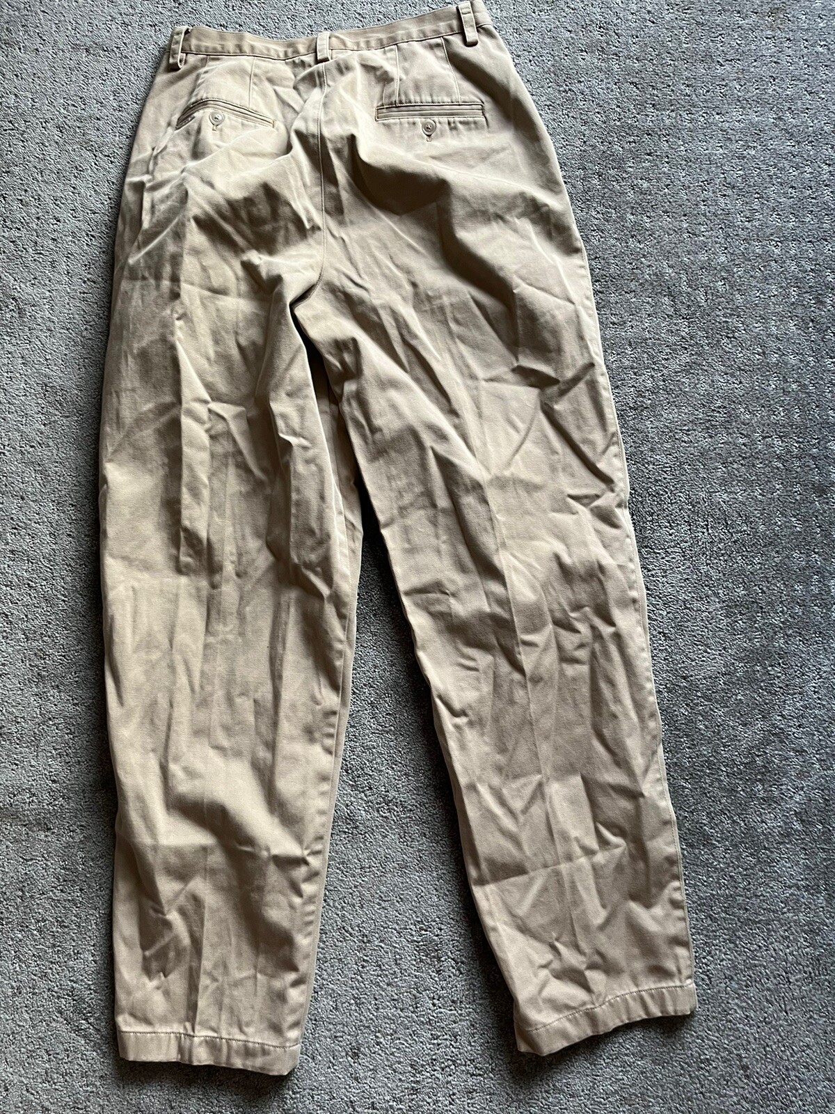 Gap Khakis 10 Long Classic Fit Pleated Wrinkle Resistant Cotton