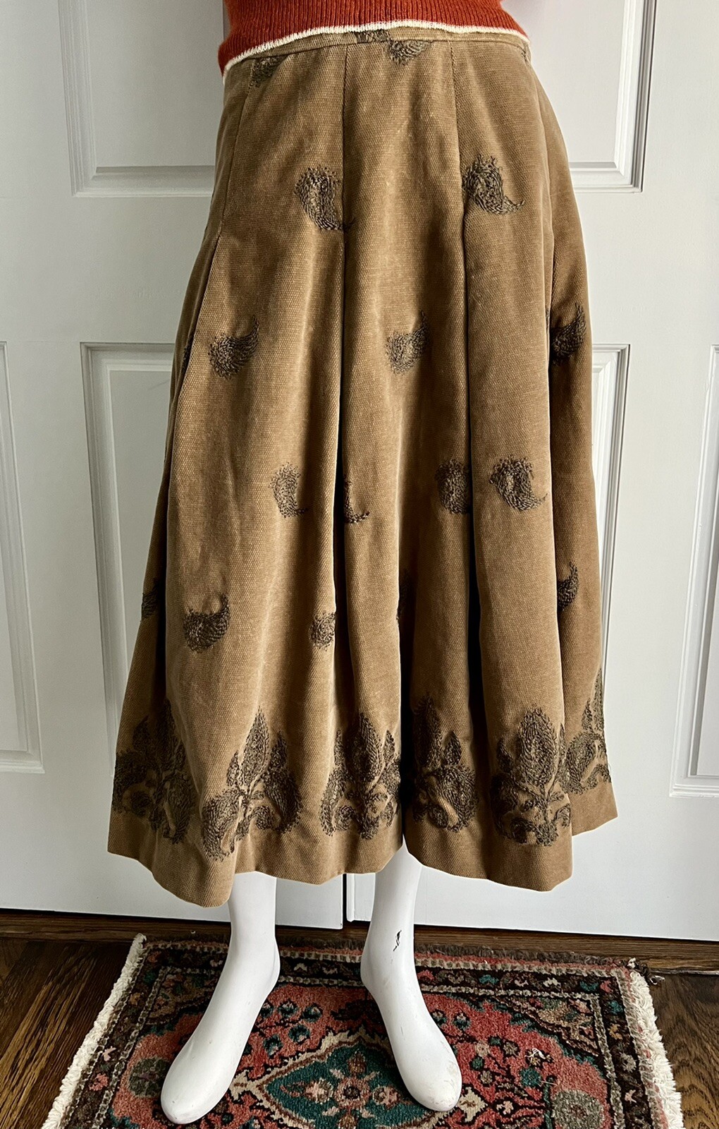 Vintage 1970’s Bill Atkinson Velvet Brown Full Maxi Skirt Paisley Embroidery S