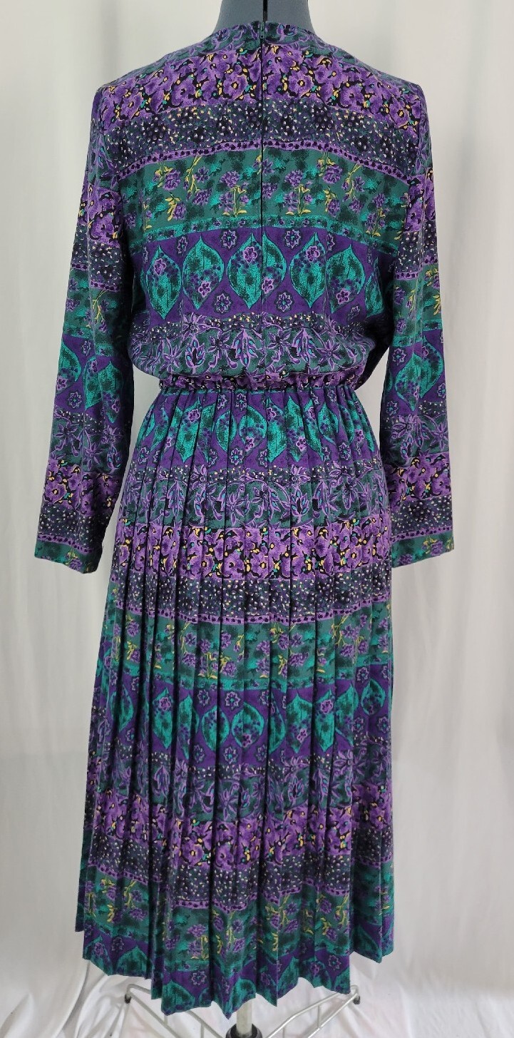 Vintage Terri Ellen Purple & Green Patterned Dress Size M/L?