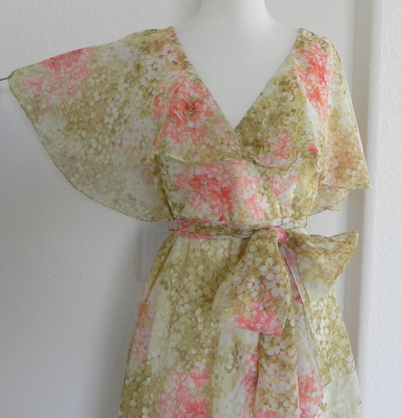 Vtg Don Luis de Espana RARE Dress Floral Chiffon Tie Belted Size 10(fits US S)