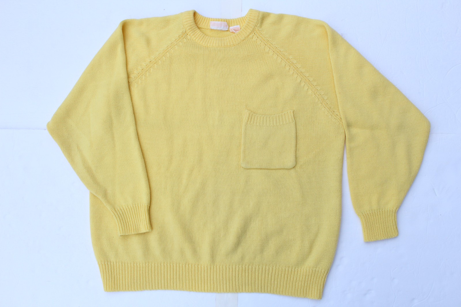 VTG (HONG KONG) WMS M „CONTEMPORARY CASUALS „YELLOW PULL-OVER SWEATER ~ MINT