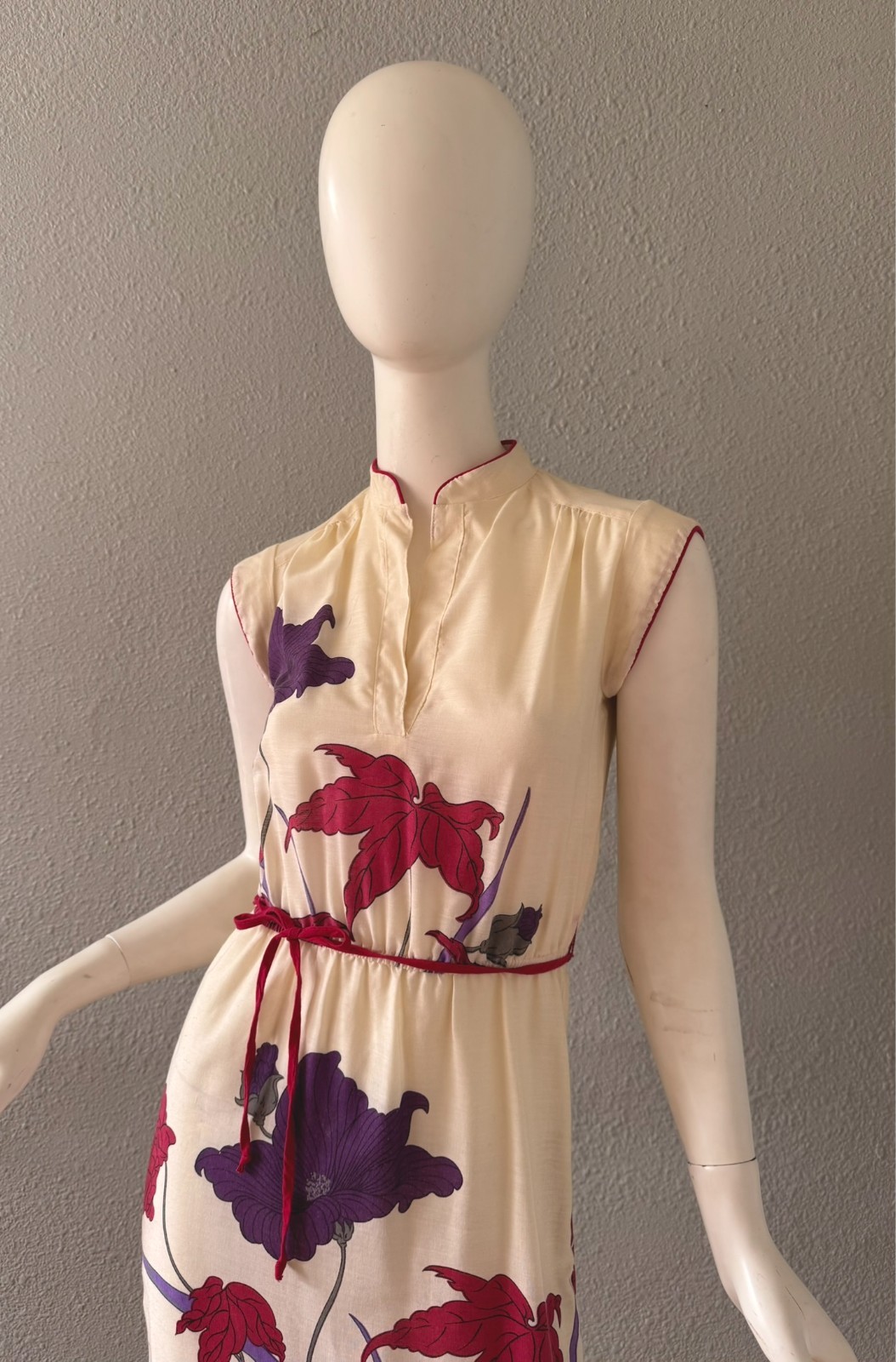 Vintage 70s Asian Inspired Mandarin Collar Floral Dress XS