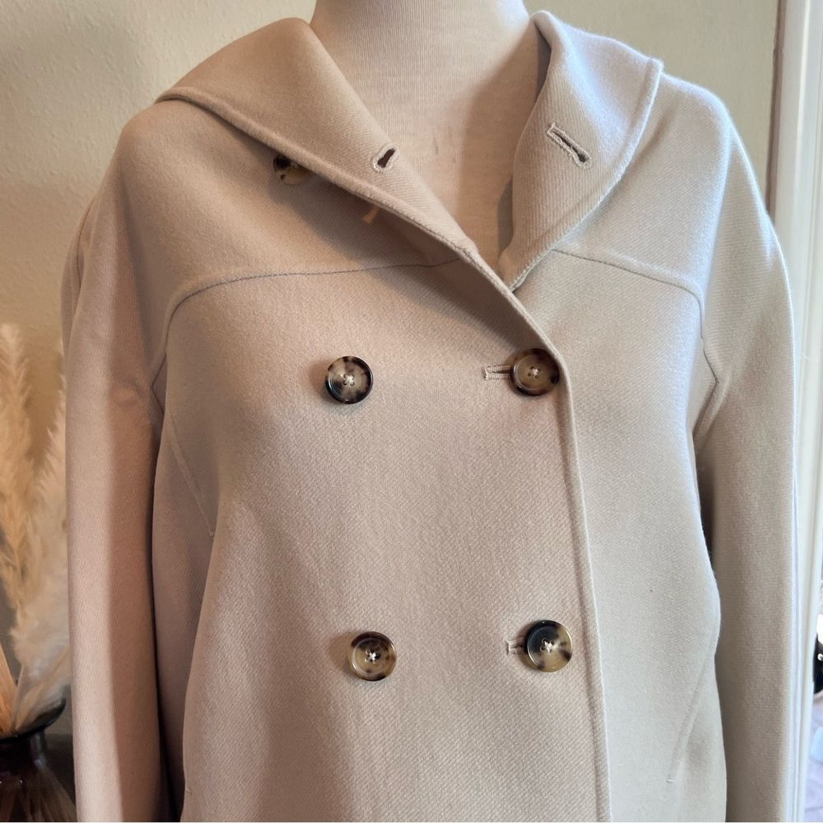 Massimo Alba Beige Hooded 100% Wool coat