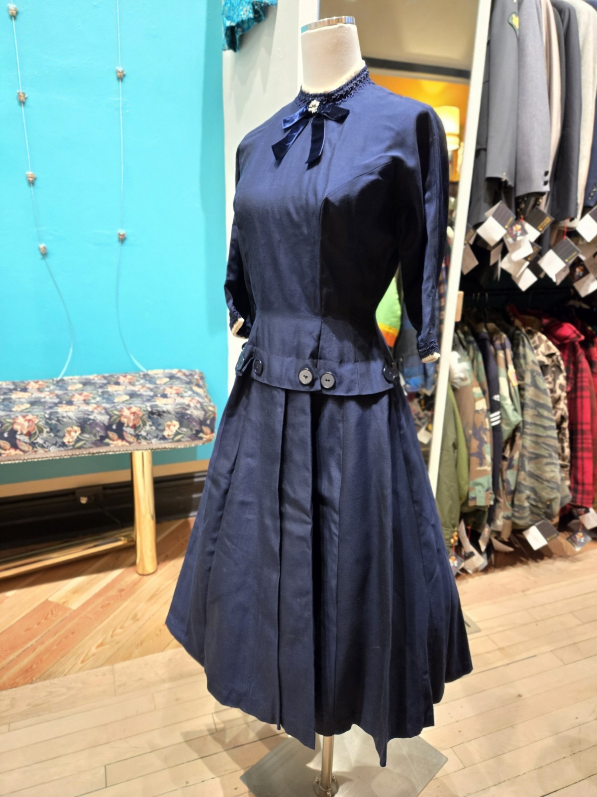 Vtg 1950s New Look Navy Blue Tailored Fit And Flare Dress Hourglass MUST SEE!