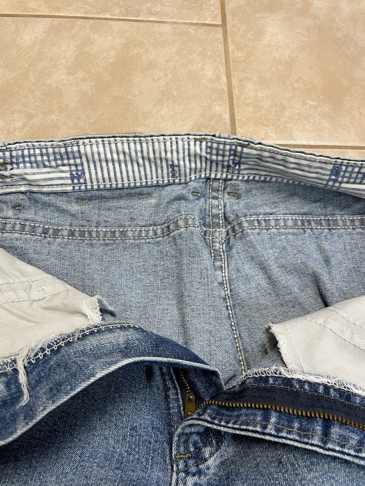 Vintage Lee Jeans Light Wash Tapered Leg High Waist Mom Jeans Elastic Size 14