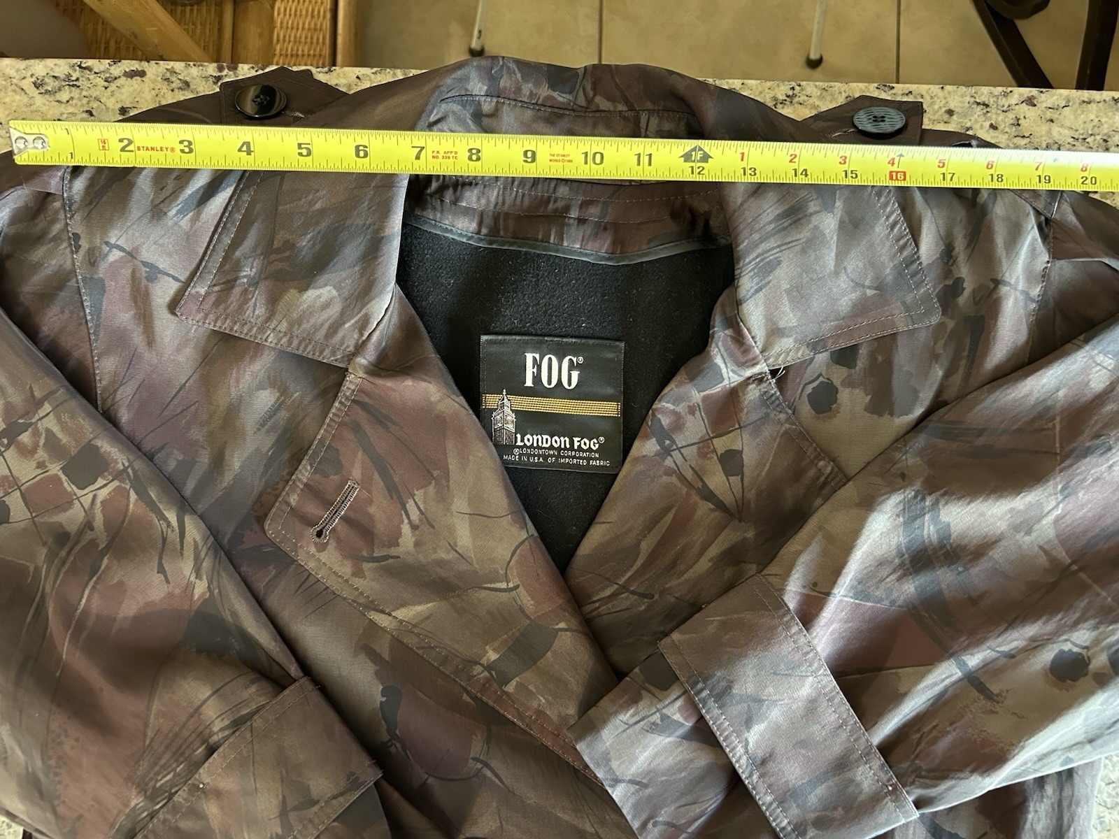 Vintage 90s London Fog Women’s 6 Abstract City Camouflage Trench Coat Wool Lined