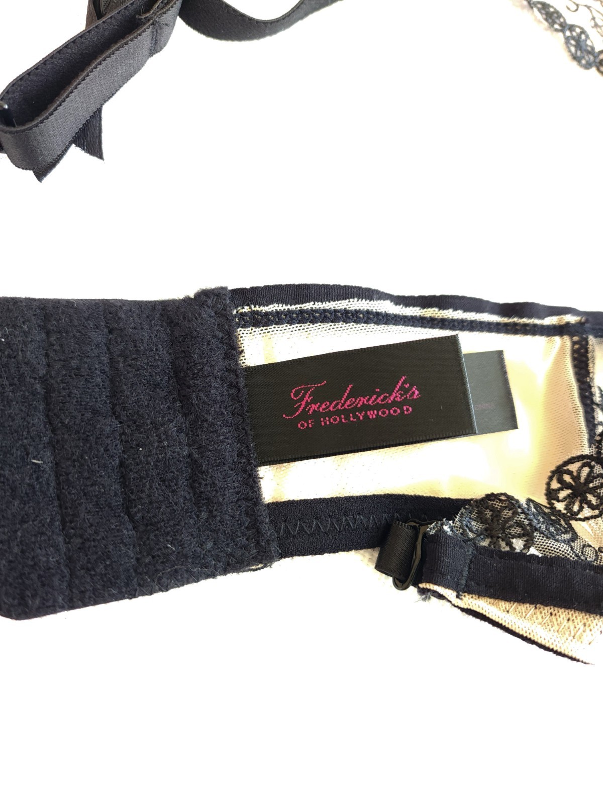 Vtg Fredricks of Hollywood Garter Belt L Black Lace 4 Strap Whimsy Goth Fairy