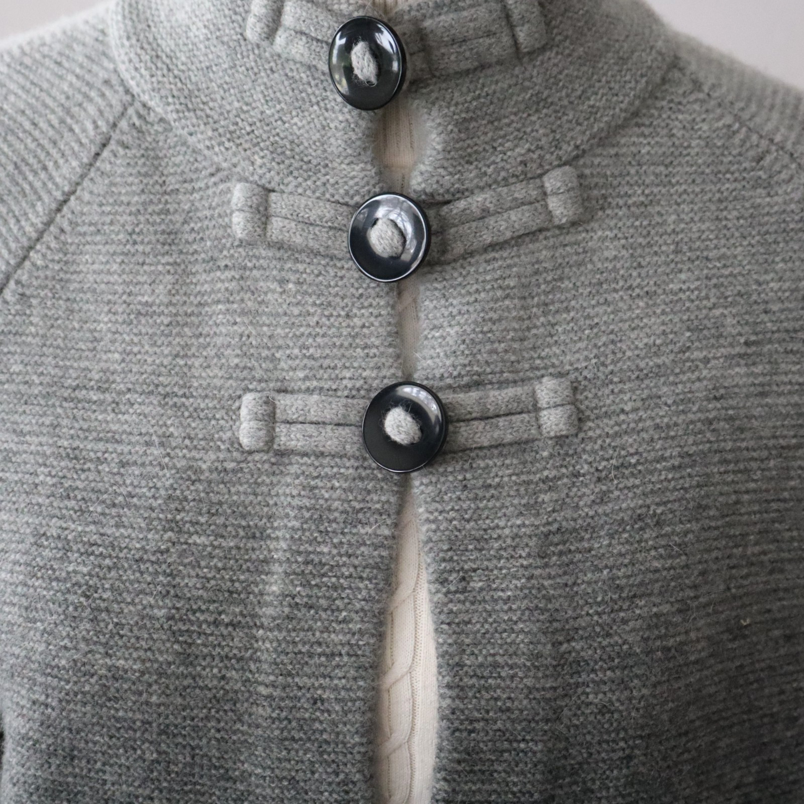 Vtg Women’s Jones New York Cardigan Sweater Heather Gray, Black Sz Lg