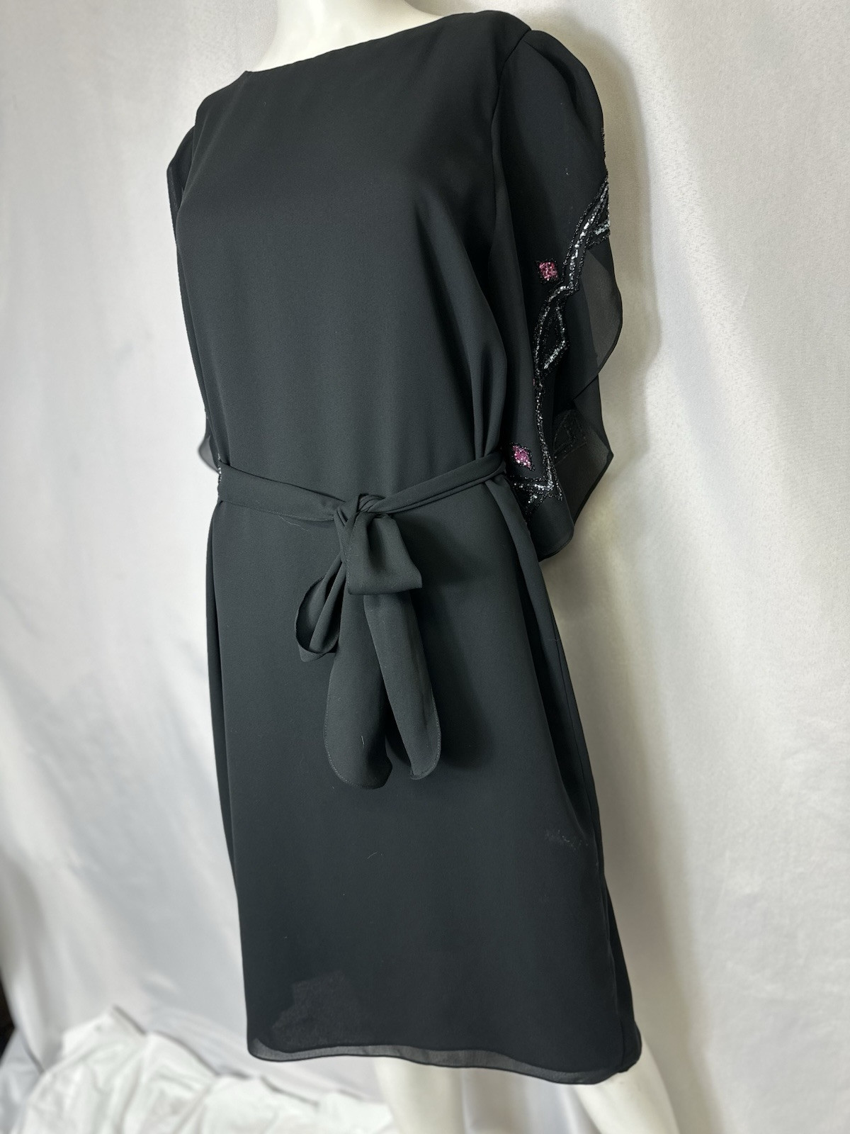 LIZZY & JOHNNY BY LUCERO BRAND VINTAGE BLACK DRESS LARGE W SEQUINED SLEEVES