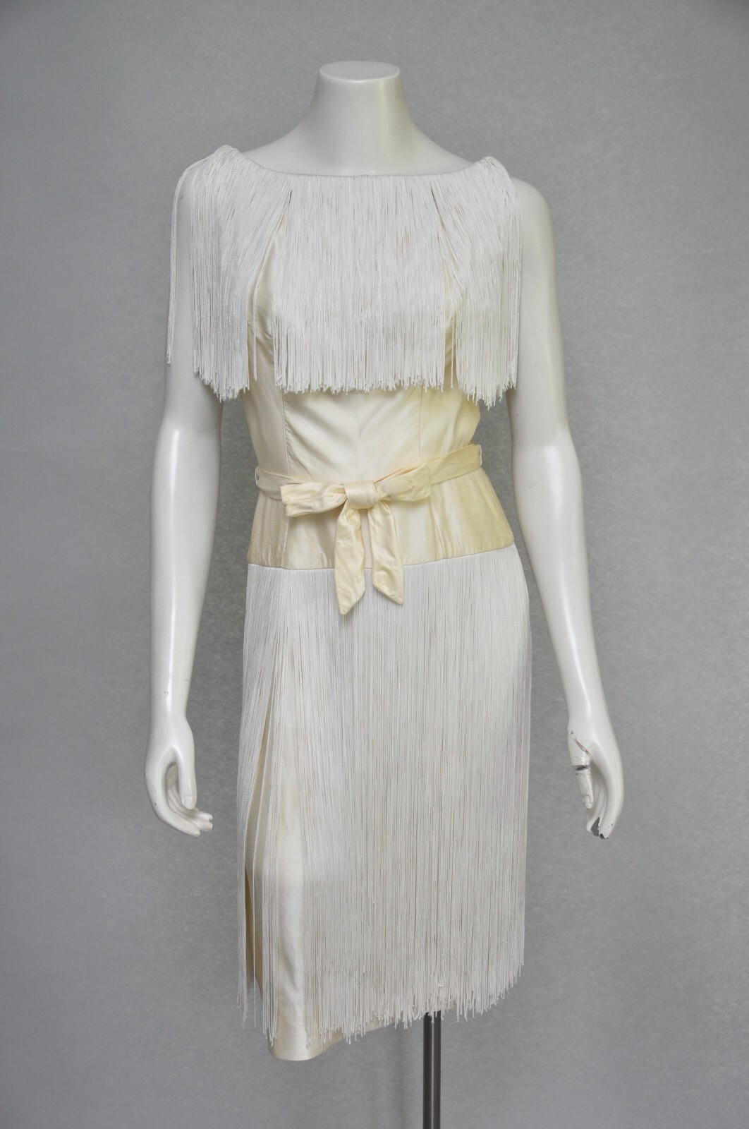 Vintage 1950s Ivory Cream Silk Fringe Sleeveless Party Wedding Dress Bow XS