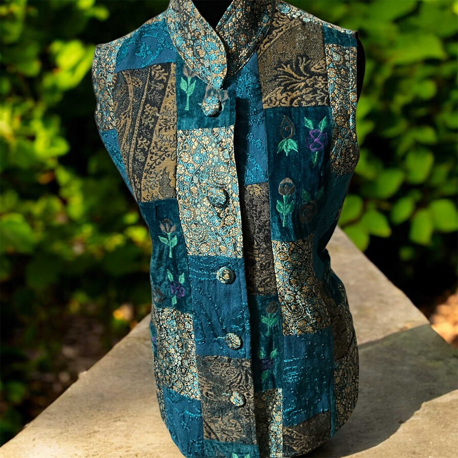 VTG Travel Smith Vest Women L Blue Velvet Patchwork Gypsy BOHO India Embroidery