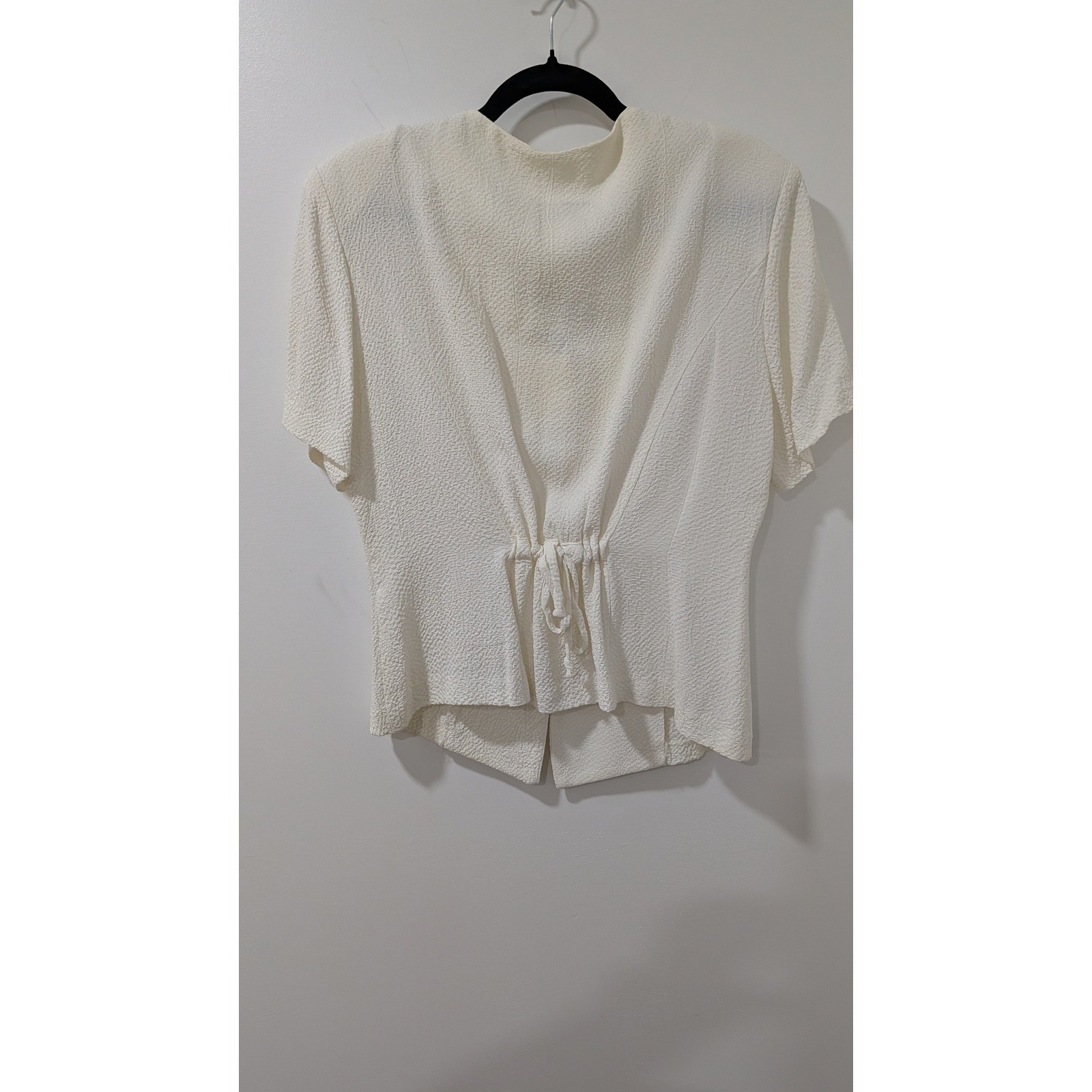 Vintage Alexis Fashions Cream Crinkle Embroidered Jacket Shorts Set Size 11/12