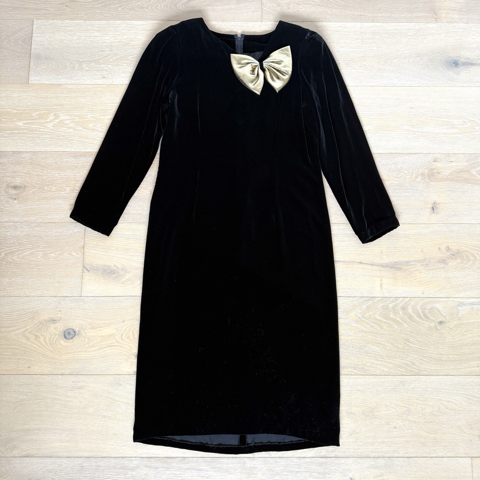 Vtg Halston III Black Velvet Dress Sz 8 Women’s Gold Bow Knee length 90s Holiday
