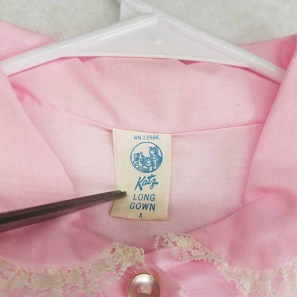 Katz Gown Womens 34 Pink Long Sleeve Buttons Eyelet Lace Vintage 60s Nightgown