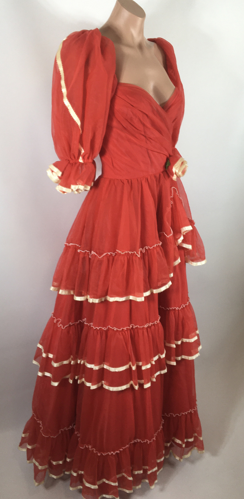 Vintage FLIRTATIONS Full Skirt GONE WITH THE WIND Ball Gown Red Lace UNION 15/16