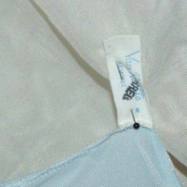 STUNNING Van Raalte Satin Nylon Suavette Baby Blue Lace 36
