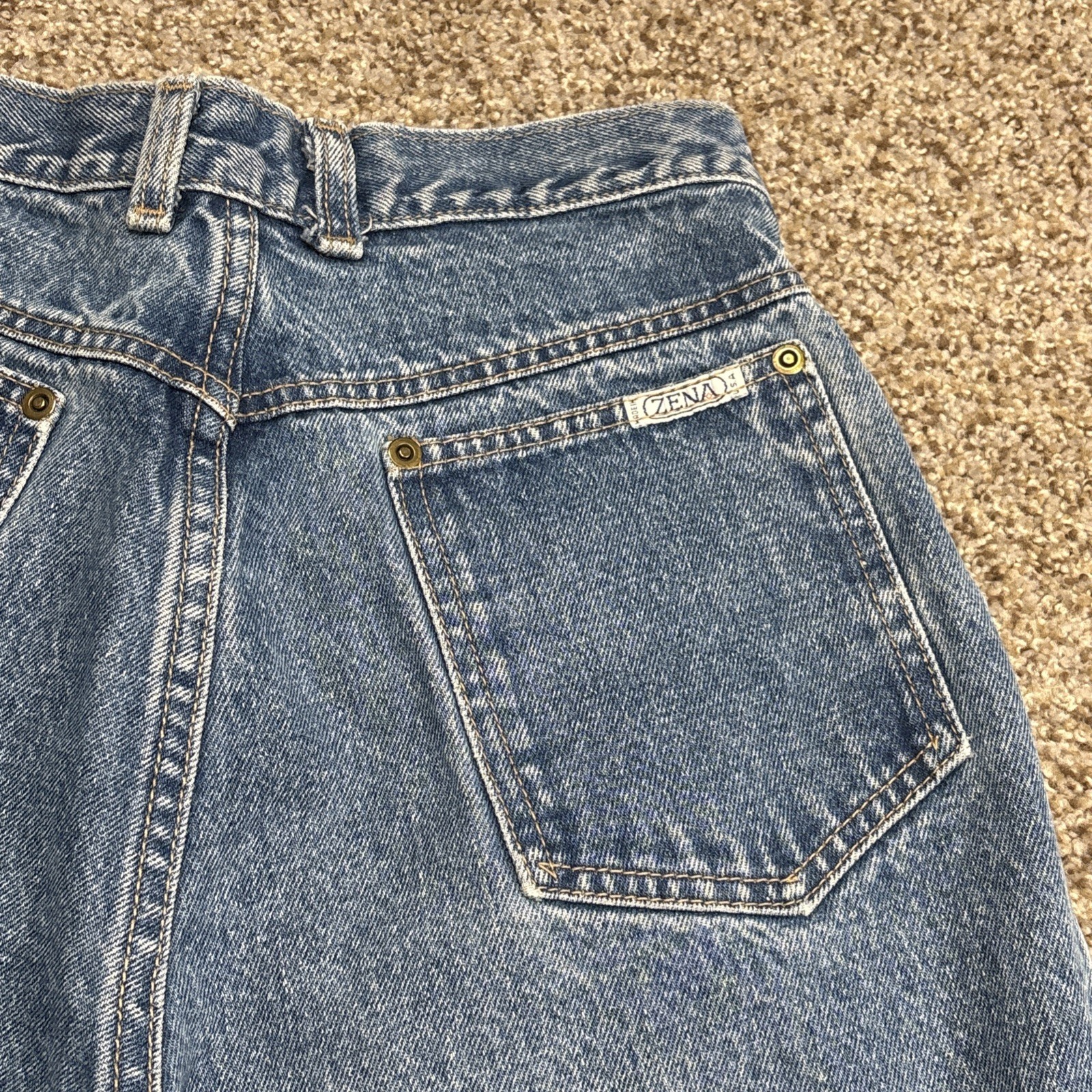 Zena Denim Jeans Women 9 Fits 24 X 28.5 Taper Leg Pleated VTG 90’s