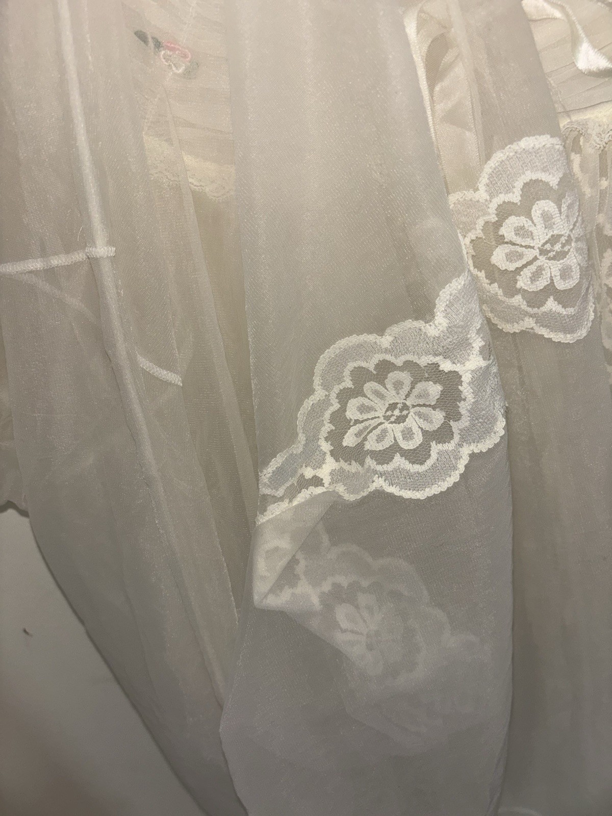 RARE VTG Evette Sheer Lace Bridal Peignoir Robe White 70s Boudoir Lingerie