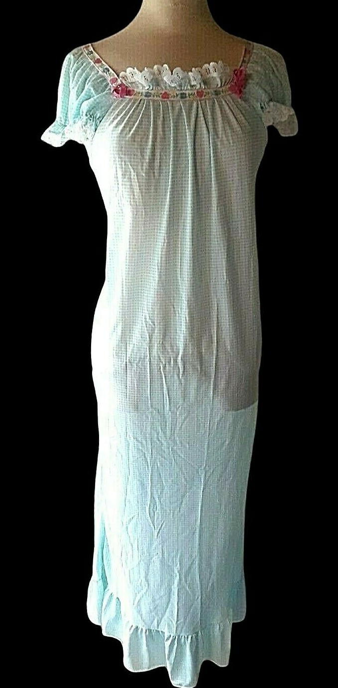 42″ underarm Jennifer Dale 1970s vintage nightgown Nylon Gingham Hippi Country
