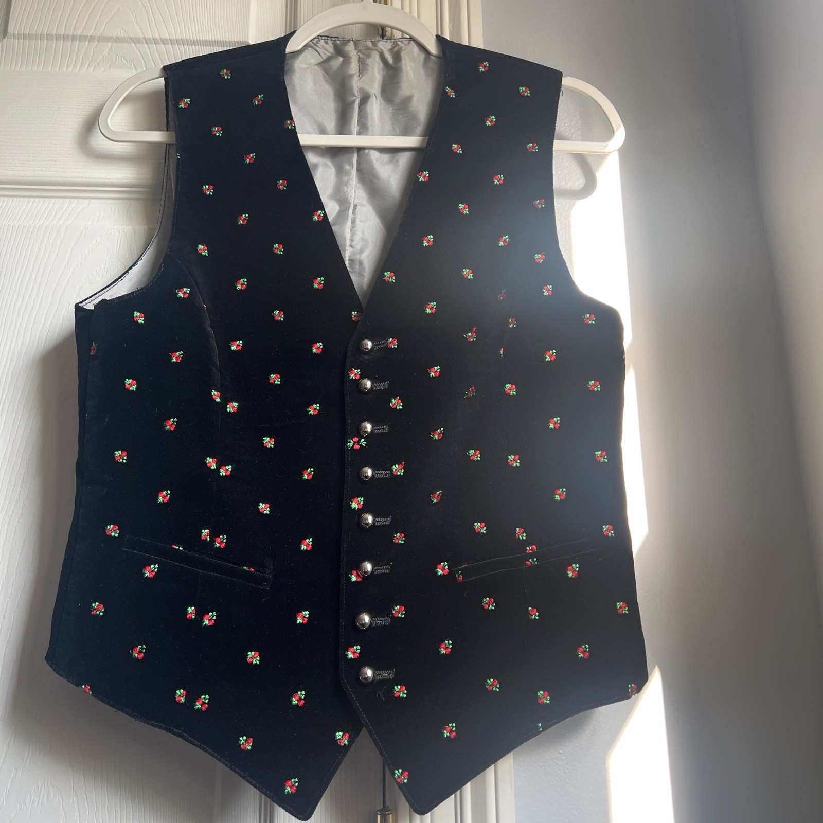 Vintage Austrian Trachten Gilet Black Velvet Vest Embroidered Oktoberfest Small