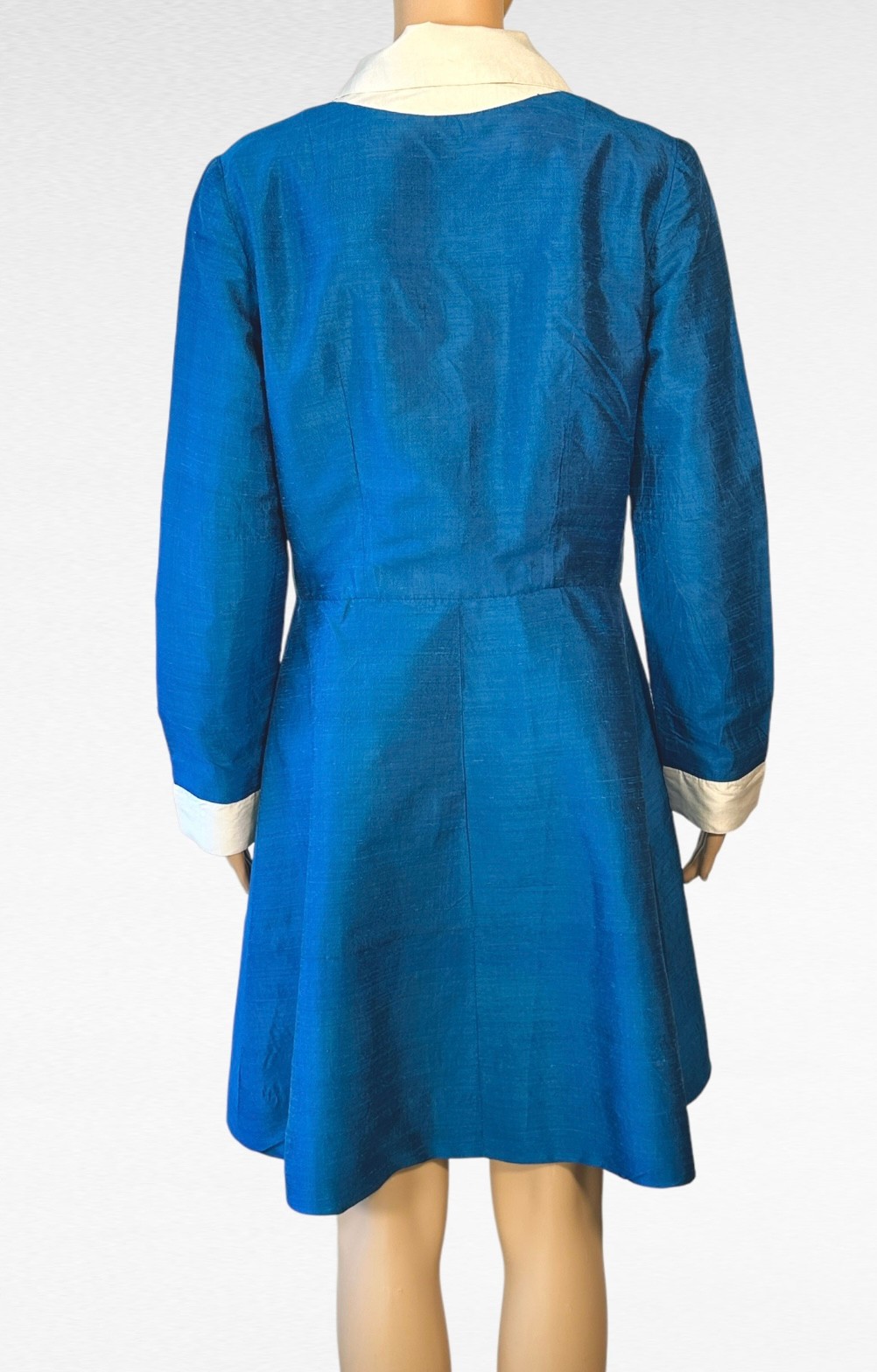 Luxury 1960s Thai Silk Dress Bangkok Hand Tailored Couture Blue White Size M