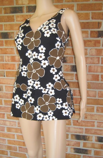 Vtg ROXANNE SuPeR MOD HiPPiE DaiSy FLoRaL FLoWeR 1pc Swim BATHING Suit 16/38C