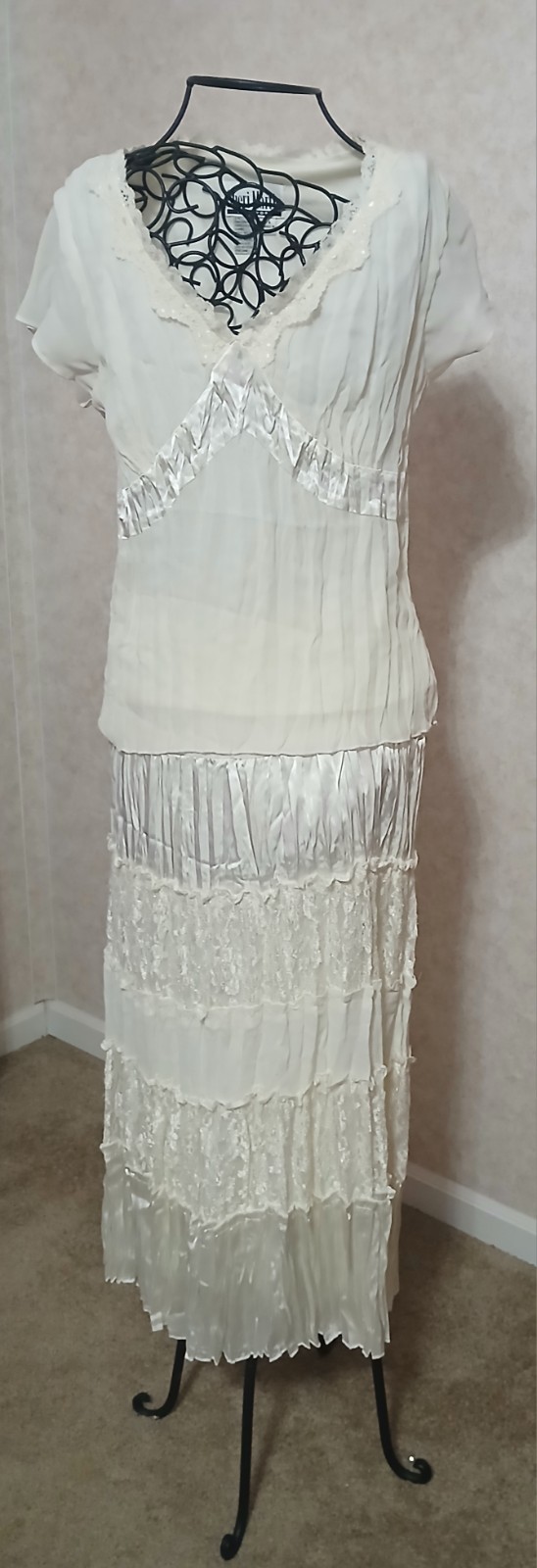 Vintage Cream Blouse With Matching Skirt, Size 8, Pre-owned